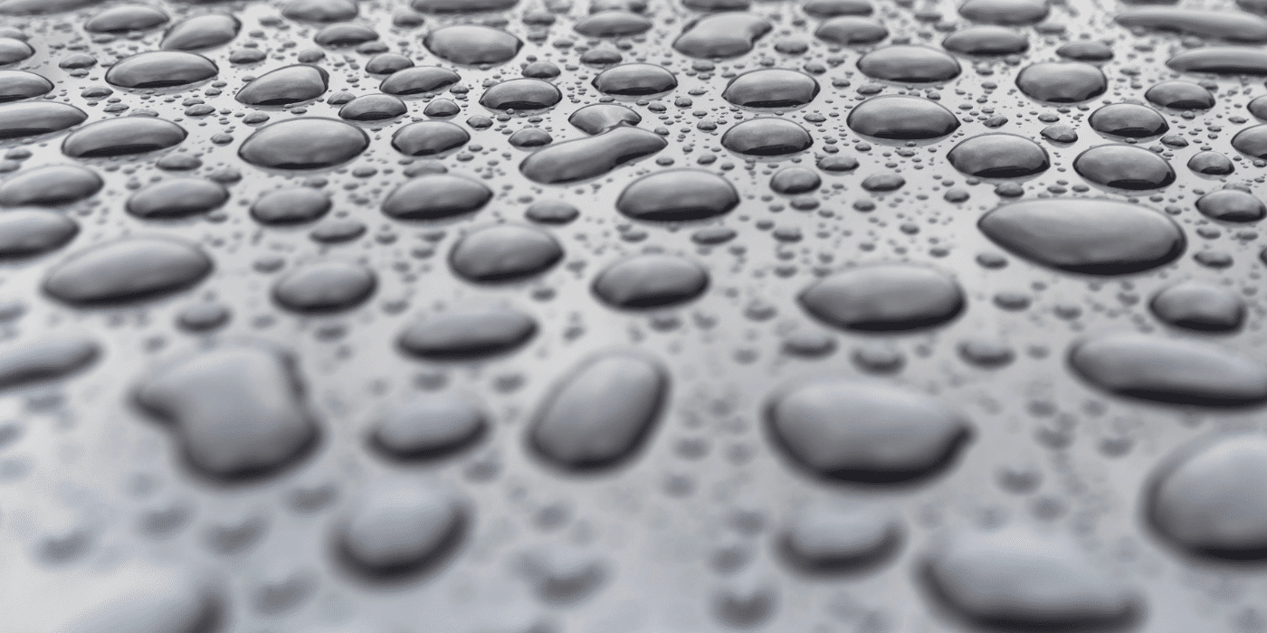 How to avoid condensation in your car when in Outside classic car storage